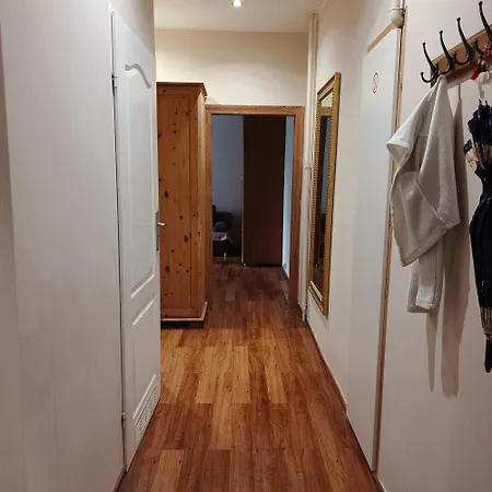 W Kamiennicy Na Starowce Apartment *