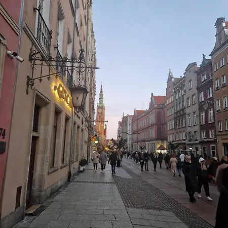 Lägenhet W Kamiennicy Na Starowce Gdańsk